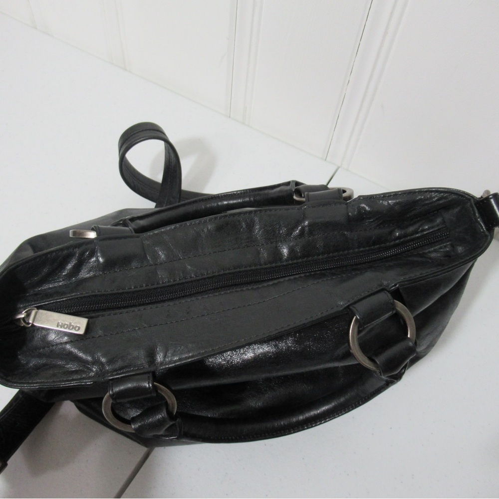 HOBO International Black Leather Large Purse - Picture 5 of 17